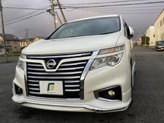 エルグランド 350ハイウェイスタープレミアム 4WD クリアランスソナー 両側スライドドア LEDヘッドランプ 3列シート フルフラット CVT アルミホイール 盗難防止システム 衝突安全ボディ ABS ESC エアコン パワーステアリング 中古車画像