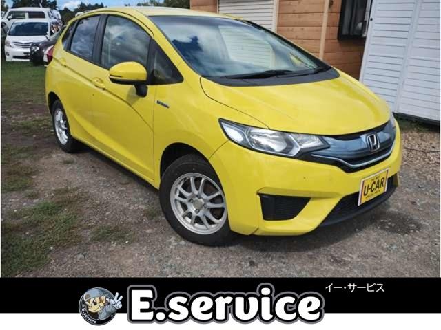 フィットハイブリッド(ホンダ) Ｆパッケージ　車検２年　プッシュスタート　バックカメラ　ステアリングリモコン　スマートキー　キーレス 中古車画像