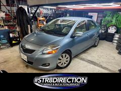 ベルタ X 北米ヤリス仕様 ハワイ仕様 USDM HDM 素ガラス サイドマーカー TRDショック ドライブレコーダー バックカメラ ナビTV ローダウン 夏冬タイヤ 中古車画像