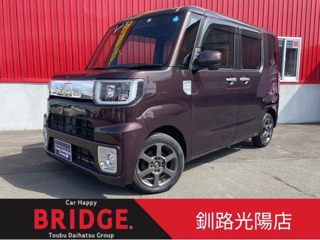 Ｌ　４ＷＤ　軽四　６６０ｃｃ　ナビ　片側パワースライドドア　運転席シートヒーター　スマートキー　プッシュスタート　横滑り防止装置　アイドリングストップ　オートエアコン　ベンチシート　電動格納ミラー　ＡＢＳ(1枚目)