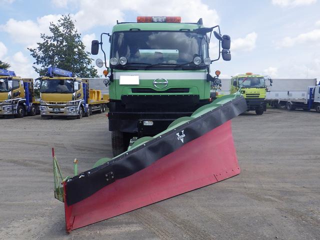 クオン 　除雪トラック　４×４　ＩＧ　６Ｆ（Ｈ／Ｌ）（1枚目）