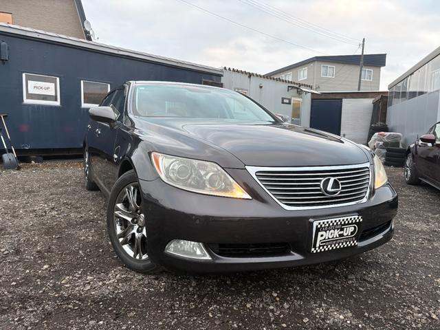 ＬＳ(レクサス) ＬＳ４６０　Ｉパッケージ　ＥＴＣ　クリアランスソナー　オートクルーズコントロール　バックカメラ　ＴＶ　オートライト　ＨＩＤ　サンルーフ　ＡＴ　シートエアコン　スマートキー　電動格納ミラー　盗難防止システム　パワーシート　ＣＤ 中古車画像