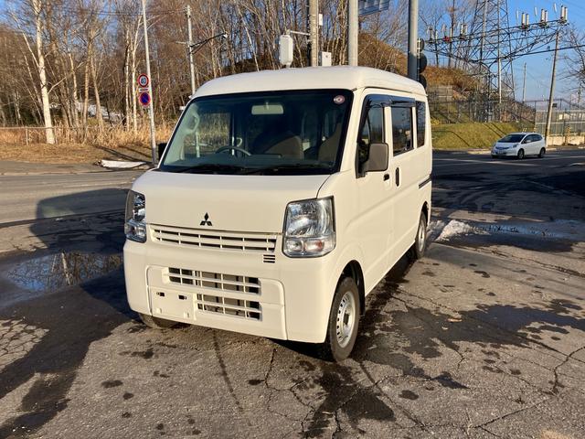 ミニキャブバン(三菱) Ｇ　４ＷＤ　スタッドレスタイヤ付　２年保証付き 中古車画像