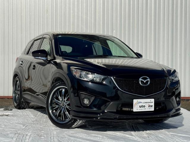 ＣＸ－５ ＸＤ　ディスチャージパッケージ　セーフティークルーズパッケージ　４ＷＤ　ＳＣＢＳ　クルーズコントロール　Ｓ．Ｂカメラ　ＲＶＭ　２０インチＡＷ　社外Ｆエアロ　車高調　エアインクスキット　社外マフラー　ＥＴＣ