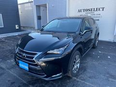 レクサス　ＮＸ　ＮＸ２００ｔ　バージョンＬ　４ＷＤ