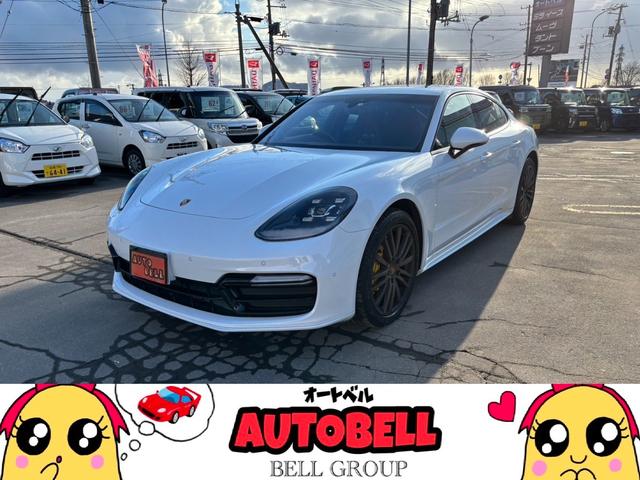 ４　全国１年保証付・ＡＴ・４ＷＤ・スマートキー・電動格納ミラー・電動リヤゲート・パドルシフト・クルーズコントロールスイッチ・コーナーセンサー・シートヒーター・横滑り防止装置・電動パーキングブレーキ
