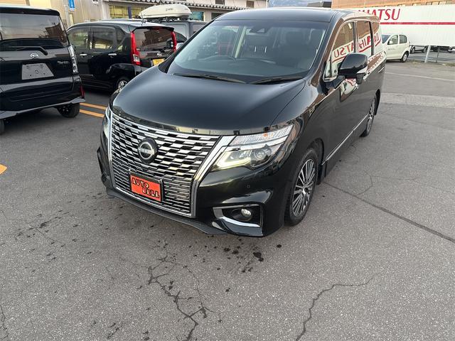 ナビ搭載！迷う道も知らない道も安心して走れます！ ＣＶＴ　アルミホイール　ＣＤ　ミュージックプレイヤー接続可　ＡＢＳ