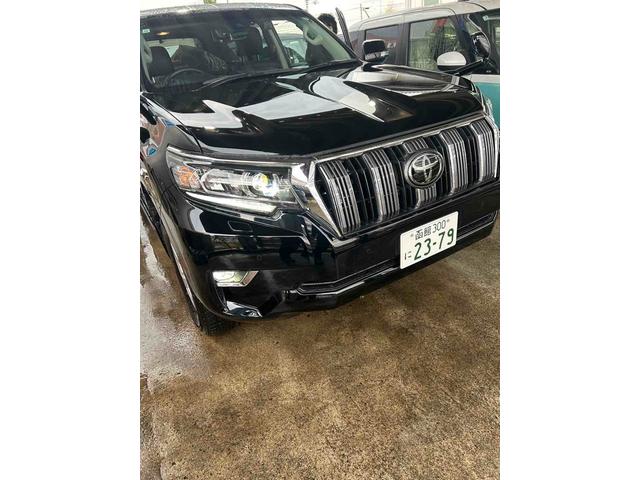 ランドクルーザープラド(トヨタ) ＴＸ　Ｌパッケージ　４ＷＤ　クリアランスソナー　オートクルーズコントロール　衝突被害軽減システム　ＬＥＤヘッドランプ　スマートキー　ＡＴ　盗難防止システム　衝突安全ボディ　ＡＢＳ　ＥＳＣ　エアコン　パワーステアリング 中古車画像