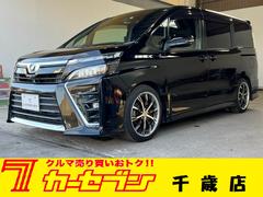 トヨタ　ヴォクシー　ＺＳ　４ＷＤ　後期型　ワンオーナー