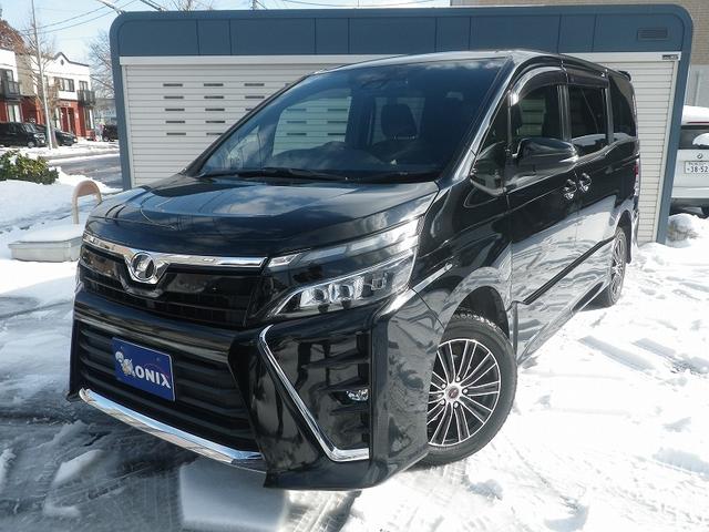 ☆トヨタ　ＶＯＸＹ　グレードはＺＳ　８人　４ＷＤ☆