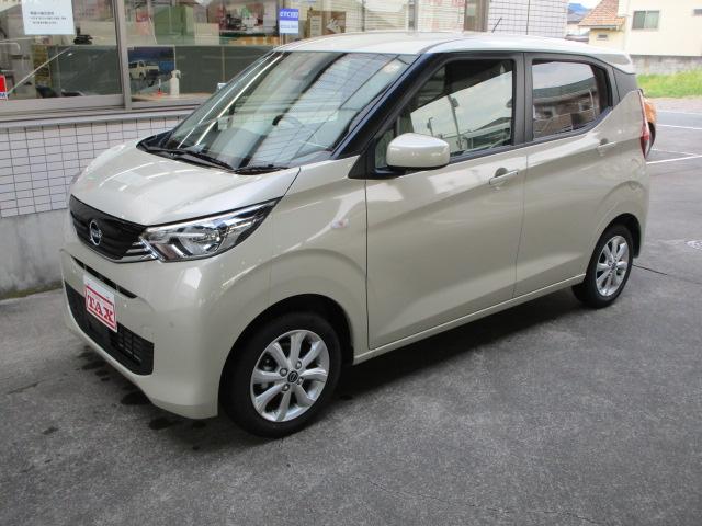 日産 デイズ Ｘ　純正オプション　９型ナビ　エマージェンシーブレーキ