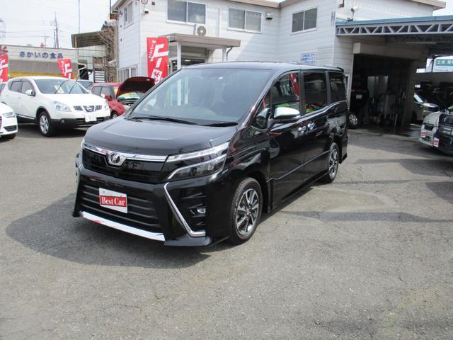 トヨタ ヴォクシー ＺＳ　煌　乗車定員８人　後席モニター