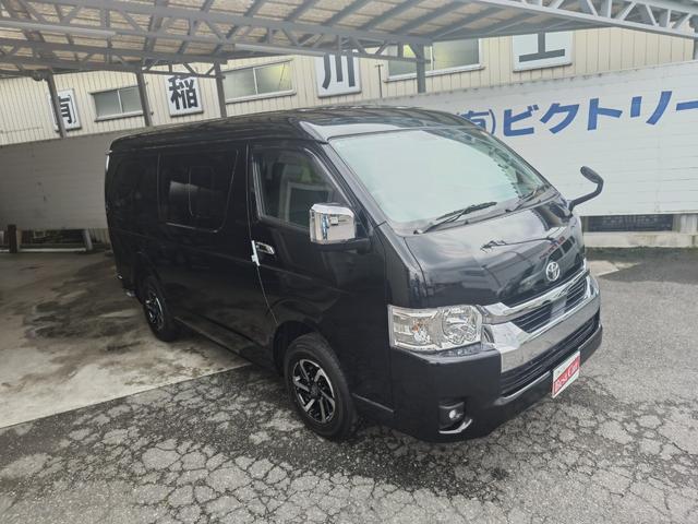ＧＬ　４ＷＤ／寒冷地仕様／純正１５インチＡＷ／カロッツェリア９インチナビ・１１インチフリップダウン／寒冷地仕様／ドラレコ／ＥＴＣ２．０／ＨＤＭＩ／片側Ｐスライド／バックカメラ／シートカバー／１００Ｖ／マット