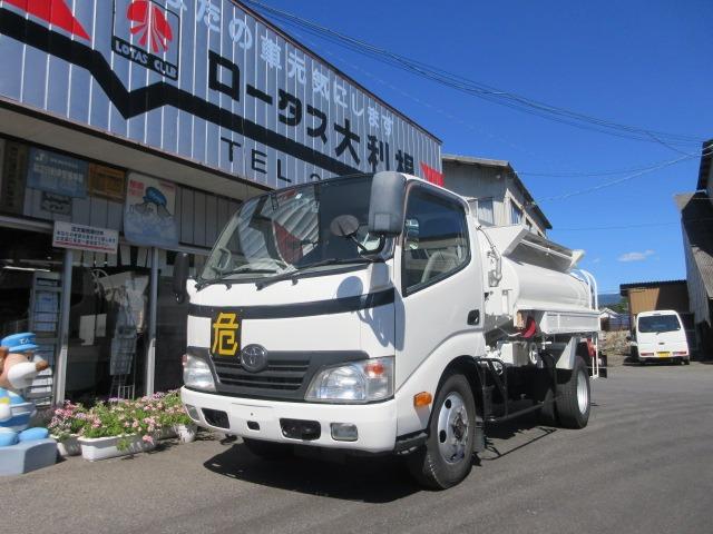 トヨタ ダイナトラック 　４ＷＤ　３ｋｌタンクローリー　２リール