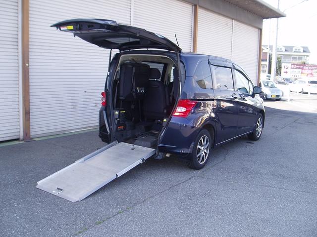 ホンダ フリード 　福祉車両　車椅子仕様車　１オーナー