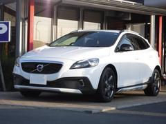 ボルボ　Ｖ４０　クロスカントリー　Ｔ５　ＡＷＤ　４ＷＤ