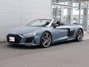 Ｒ８スパイダー Ｖ１０パフォーマンス５．２ＦＳＩクワトロＳトロニック　左ハンドル仕様　セラミックブレーキ　ダイナミックステアリング　ファインナッパレザースポーツシート　カラードステッチング　バング＆オルフセンオーディオ（1枚目）