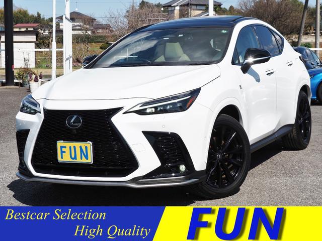 ＮＸ３５０ｈ　Ｆスポーツ　４ＷＤ　走行１．７万Ｋｍ　ＯＰ・パノラマルーフ＆ルーフレール　ＯＰ・３眼フルＬＥＤライト　ＯＰ・アドバンストパーク／全周囲　ＯＰ・Ｄインナーミラー　ＯＰ・リヤ電格シート　ＯＰ・ブレ－キキャリパー　本革
