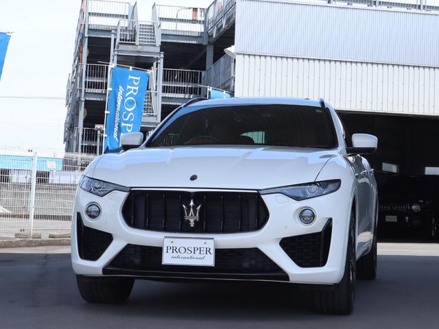 マセラティ レヴァンテ グランスポーツ ドライバーアシスタンスPKG