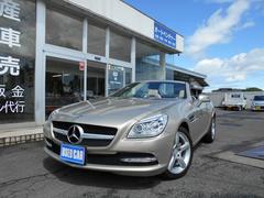 メルセデス・ベンツ　ＳＬＫ　ＳＬＫ２００ブルーエフィシェンシー　スポーツ　ベージュレザー　バリオルーフ