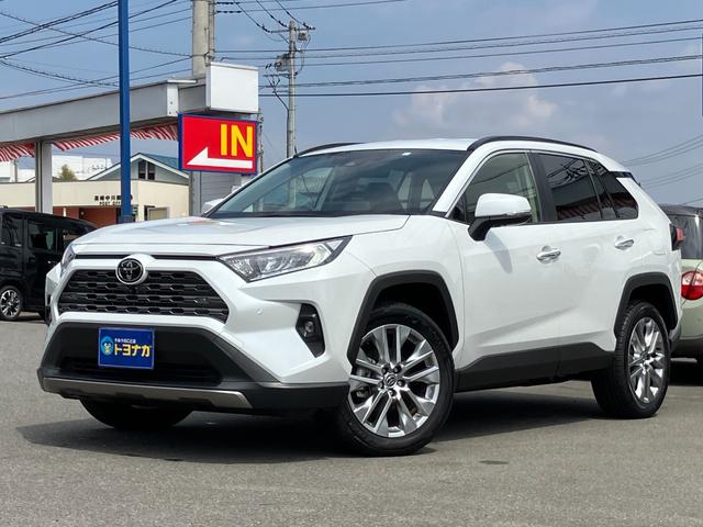 トヨタ ＲＡＶ４ Ｇ　Ｚパッケージ　４ＷＤ　１０．５インチディスプレイ