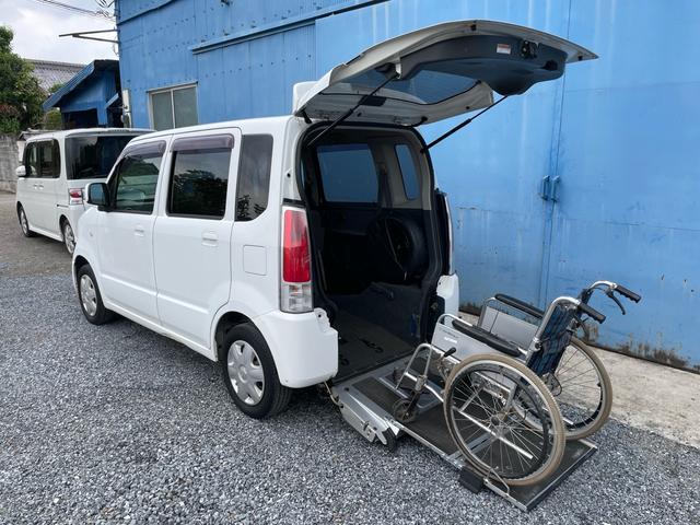 　車椅子移動車・車検９年７月まで・禁煙車・４名乗車可能・故障診断済・オートマ・タイミングチェーン式エンジン・ＡＢＳ・パワステ・冷暖房・アンシャンテ・ウェルキャブ・スローパー・介護タクシー・後席脱着シート