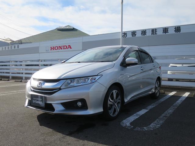 グレイス(ホンダ) ハイブリッドＥＸ　Ｈｏｎｄａインターナビ＋リンクアップフリー＋ＥＴＣ車載器フルオートエアコン＆リアエアコンアウトレットハーフシェイドガラス＆プライバシーガラス＋ソフトプライバシーガラス　スマートキ−　運転席エアバッグ 中古車画像