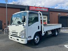 エルフトラック  4.45t積・平ボディ・ロング・ワイド・全低床・AT車・ETC・電格ミラー・バックカメラ・ナビTV・車線逸脱警報装置・衝突軽減ブレーキ 中古車画像