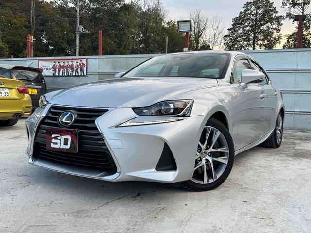 バックカメラ付！あなたの駐車をサポート☆ ターボ　盗難防止システム　パワーシート　ＣＤ　ブルーレイ　ＵＳＢ　ＡＢＳ