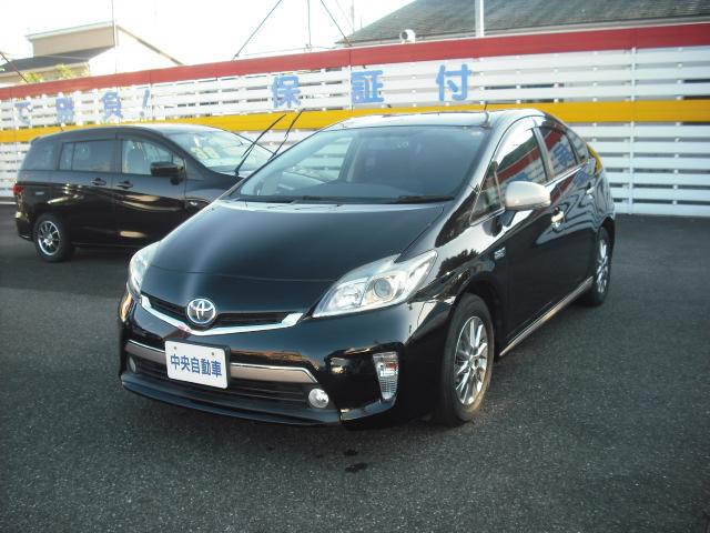 プリウスＰＨＶ(トヨタ) Ｓ　純正ナビ　フルセグＴＶ　Ｂカメラ　ＥＴＣ　前ドラレコ　Ｂｌｕｅｔｏｏｔｈ接続　ＤＶＤ再生　オートライト　両席シートヒーター　ＨＩＤヘッドライト　フォグランプ　純正１５インチＡＷ 中古車画像