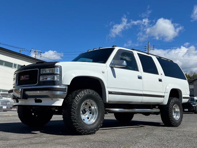 ９６ｙ　ＧＭＣ　サバーバン　４ＷＤ！ ボディ＆足回りリフトＵＰ　ゼノンオーバーフェンダー　社外１６インチＡＷ