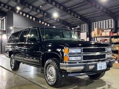 ＧＭＣサバーバン　　実走行車両　ユーザー様買取車　カーファックス＆オートチェックあり　ＧＭ純正１６インチ鉄ホイール　タイヤ４本新品　社外２本出しマフラー　令和６年１０月全塗装済み　３ナンバー登録車（ＧＭＣ）