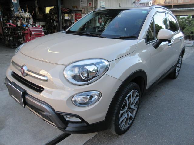 フィアット500X（フィアット）クロス　プラス　４ＷＤ　禁煙車　記録簿　取扱説明書　スマートキー　プッシュスタート　革シート　シートヒーター　パワーシート　ＨＩＤ　ナビＴＶ　バックカメラ　Ｂｌｕｅｔｏｏｔｈ　クルーズコントロール　ドラレコ 中古車画像