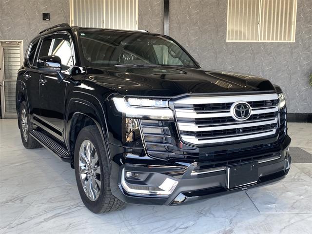 TOYOTA LAND CRUISER ZX | 2024 | BLACK | 8479 km | details TOYOTA LAND CRUISER ZX | 2024 | BLACK | 8479 km | details
