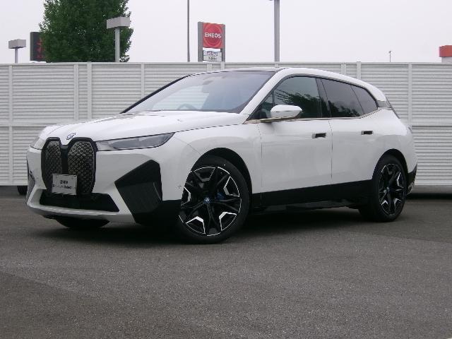 ｉＸ(BMW) ｘＤｒｉｖｅ　４０　ＨＤＤナビ　ＡＣＣ　ＥＴＣ　３６０カメラ　革シート 中古車画像