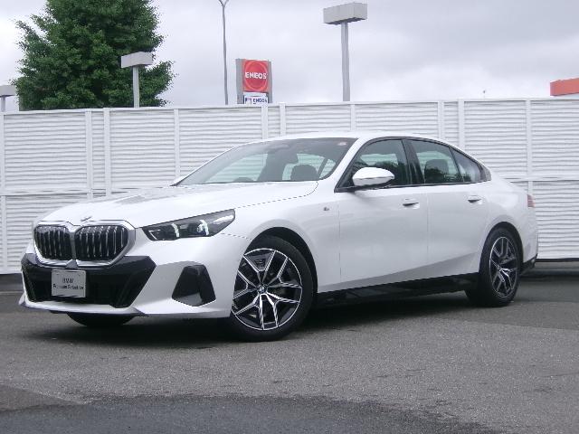 ５２３ｄ　ｘＤｒｉｖｅ　Ｍスポーツ　元社有車　ＨＤＤナビ　ＡＣＣ　ＥＴＣ　３６０カメラ　アップルカープレイ　純正１９ＡＷ