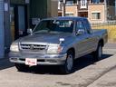 TOYOTA HILUX SPORTS PICK UP