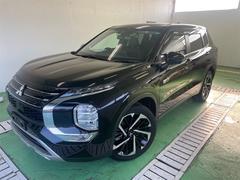 三菱　アウトランダーＰＨＥＶ　Ｇ　置くだけ充電　ドライブレコーダー　ブラインドスポットモニター