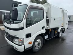 日野　デュトロ　　２３−１２　２ｔ　パッカー車