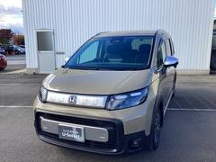 フリード e:HEVクロスター ETC装備 Sヒーター 衝突軽減ブレーキシステム フルセグ リアクーラー オートエアコン バックモニター LEDライト パーキングセンサー スマートキー 3列シート DVD 中古車画像