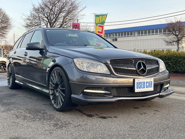 メルセデス・ベンツ Ｃクラスステーションワゴン Ｃ２５０ＣＧＩブルーエフィシェンシＷアバンＧ　１９インチＡＷ　社外マフラー　サンルーフ　レザーシート