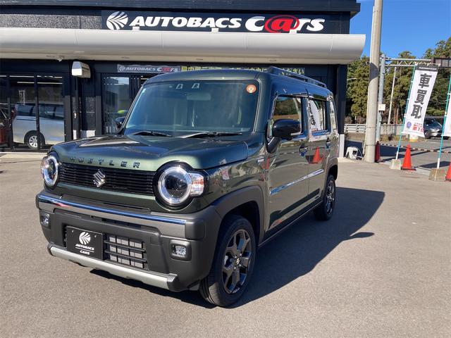 車両周辺をカメラ映像で確認できる機能！全周囲カメラ！ アイドリングストップ　電動格納ミラー　シートヒーター　ＣＶＴ　ＡＢＳ