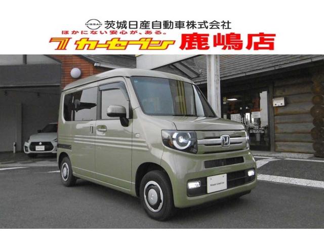 ファン・ホンダセンシング　純正ラジオ　衝突被害軽減ブレーキ　アダプティブクルーズコントロール　車線逸脱警報　ＬＥＤライト