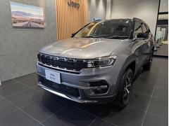 ジープ・コマンダー リミテッド 中古車画像