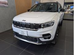 ジープ・コマンダー リミテッド 中古車画像