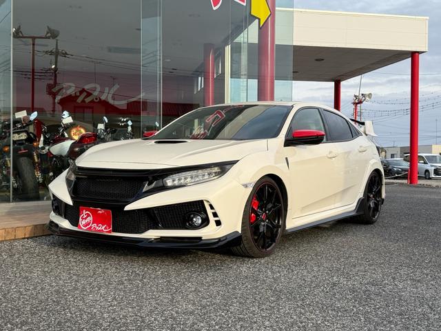 シビック(ホンダ) タイプＲ　／ＳＰＯＯＮＳＰＯＲＴＳエアロバンパー／Aftermarketディスプレイオーディオ／フルセグ／バックカメラ／ビルトインＥＴＣ／Aftermarket足回り／２０インチアルミ／クルーズコントロール／１オーナー／ 中古車画像