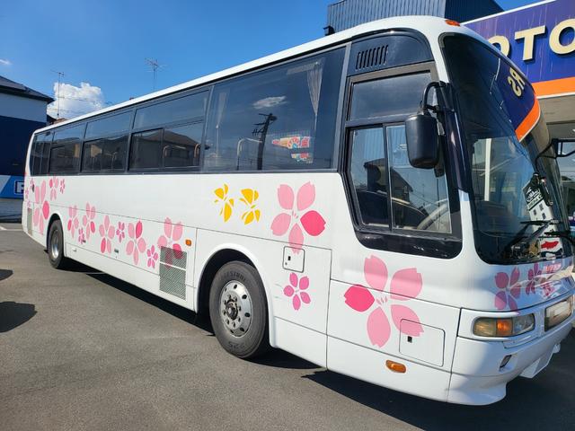 　５５人乗り　サブエンジン　ＮＯＸＰＭ適合　６速ＭＴ　Ｂカメラ　自動ドア　エアサス　点検整備