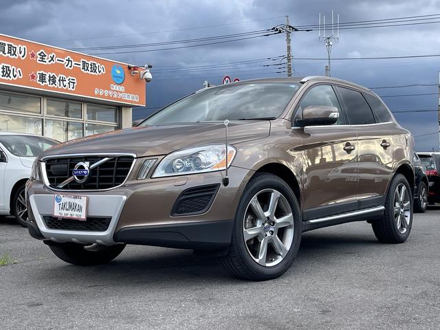 ボルボ ＸＣ６０ Ｔ６　ＡＷＤ　Ｒデザイン　４ＷＤ