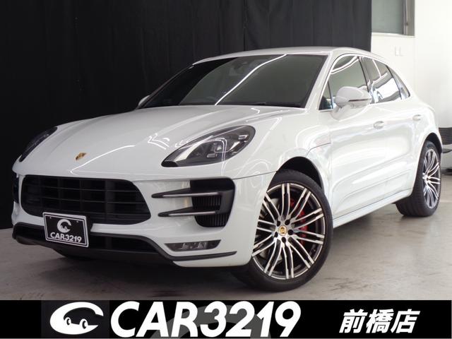 マカン(ポルシェ) マカン　ターボ　パフォーマンス　スポーツクロノＰＫＧ　黒レザー　スポーツエグゾースト　ＢＯＳＥ　スマートキー　ＰＡＳＭ　ナビ　地デジ　ＢＴ接続　バック＆サイドカメラ　アルカンターラルーフ　パワーシート　シートヒーター　純正２１ＡＷ 中古車画像