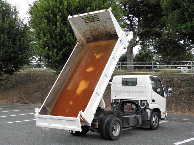 　２ｔ　低床ダンプ